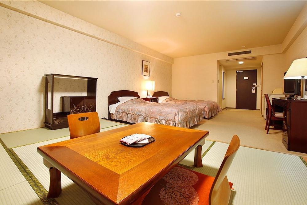 Royal Hotel Noto Shika Exterior photo